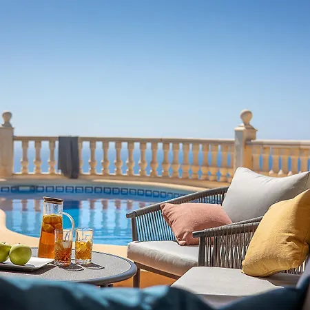 Costa Del Cielo By Abahana بينيتاشيل